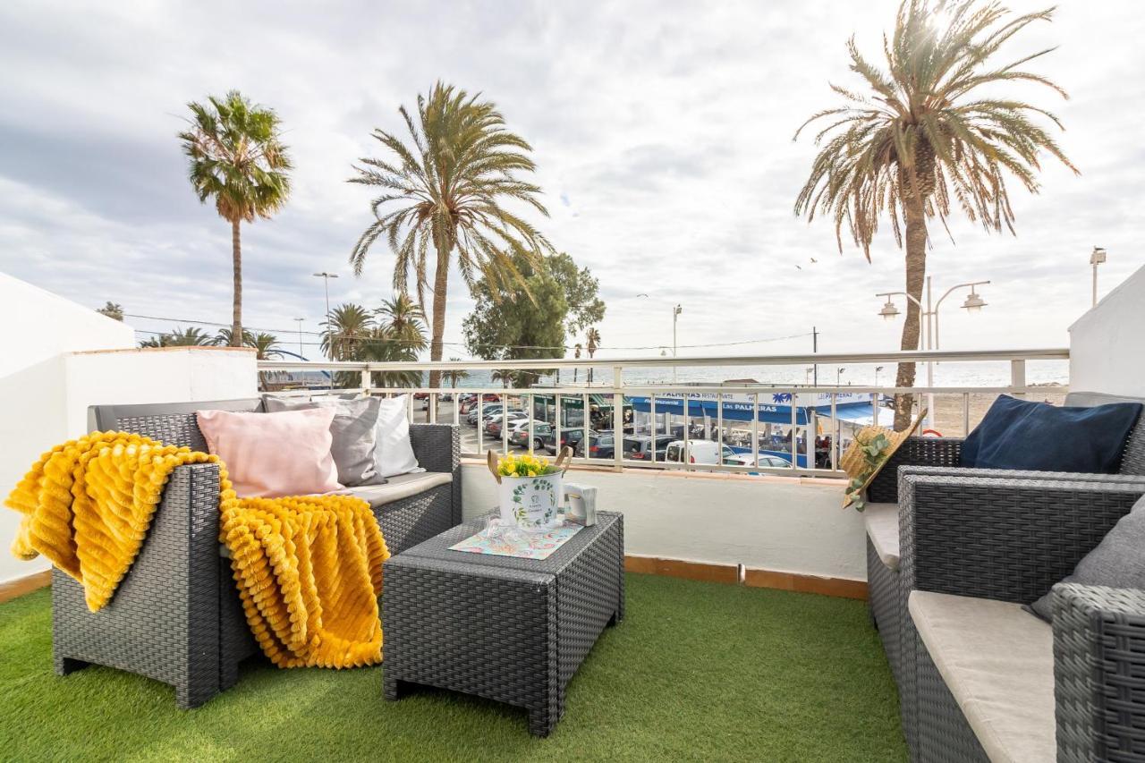 Sea & Wave Pedregalejo Beach Apartment Málaga Dış mekan fotoğraf