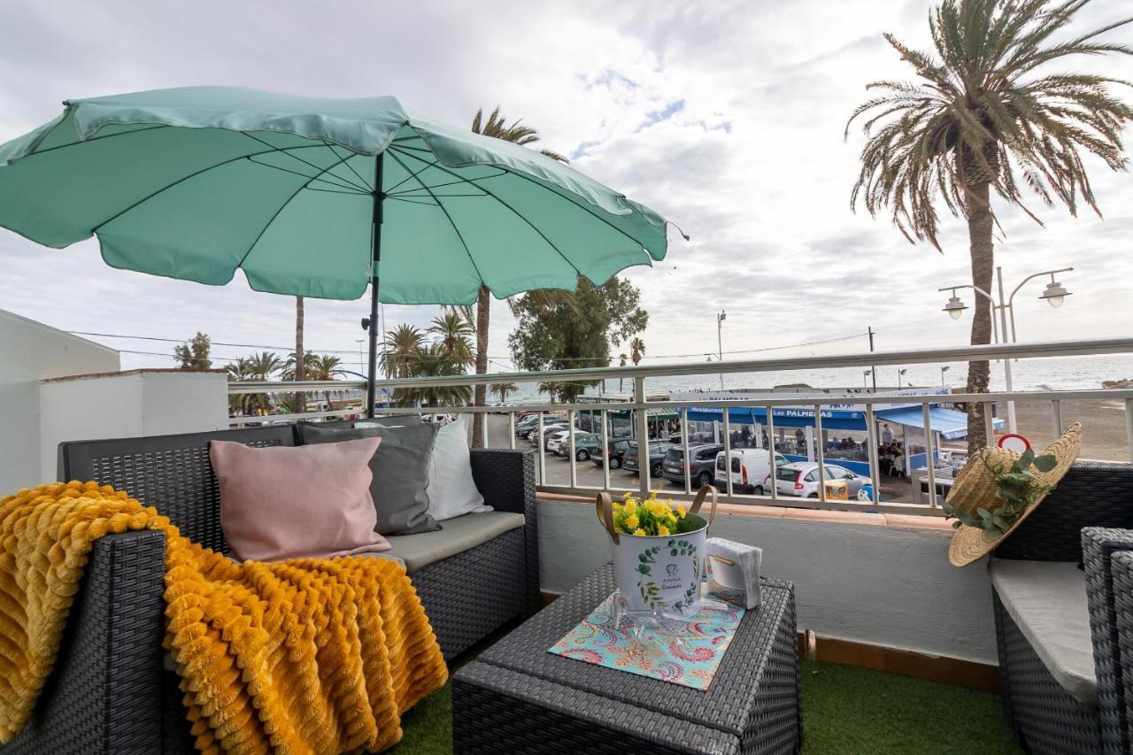 Sea & Wave Pedregalejo Beach Apartment Málaga Dış mekan fotoğraf